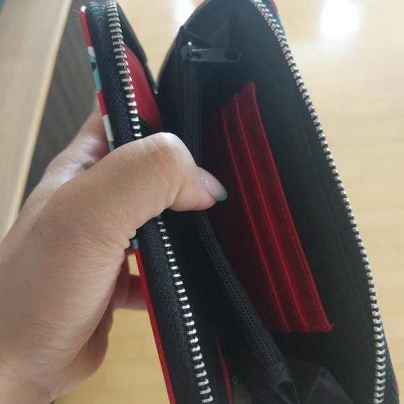 Maxmara Weekend 2 way Passport Or Wallet Floral - Picture 3 of 6